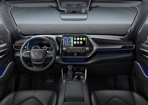 2020 toyota highlander interior 1. Toyota Highlander: seven-seat hybrid SUV confirmed for UK ...