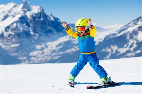 What Is The Right Age To Introduce Your Child To Skiing Lessons