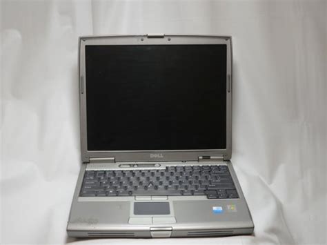 The dell latitude d620 was introduced in march 2006. تعريف كارت الشاشة Dell Latitude D620 : Dell Latitude ...