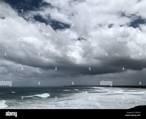 Frothy Foamy Waves Hi Res Stock Photography And Images Alamy