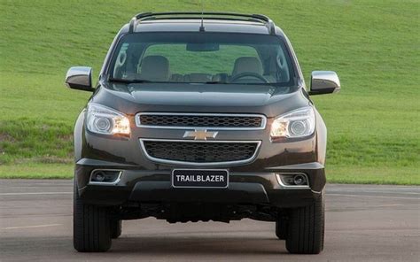 Chevrolet Trailblazer 2011 Review Amazing Pictures And Images Look