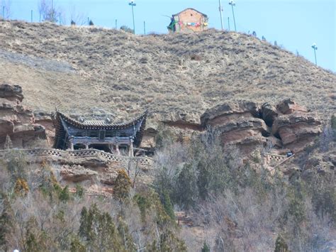 Tulou Temple Of Beishan Mountain Xining Tripadvisor
