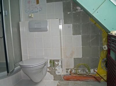 ***,00 € | mietrecht, wohnungseigentum beantwortet von rechtsanwalt peter eichhorn 12:24 lesenswertgefällt 3. Wasserschaden in der Mietwohnung - Wer zahlt im Schadensfall?