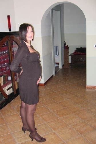 Pregnant In Pantyhose Italian Moms