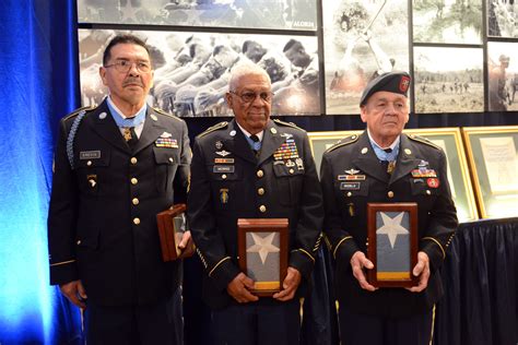 Pentagon Inducts 24 Medal Of Honor Recipients Into Hall Of