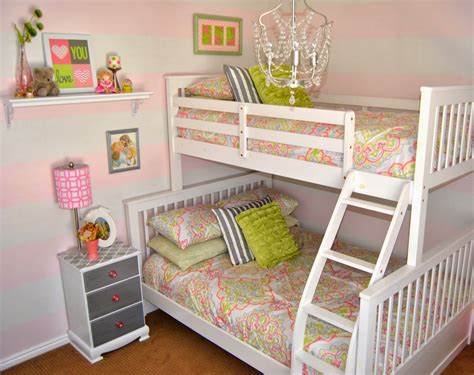 Green kids bedroom that is designed for having little guests. Studio 7 Interior Design: Room Reveal: Little Girl's Bedroom