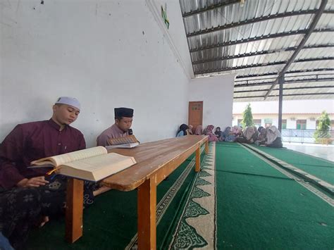 Semaan Al Quran Pegawai Yayasan Zaenuddin Pondok Pesantren Al Qur An