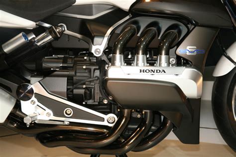 The Unforgettable 6 Cylinder Motorcycle Concept From Honda