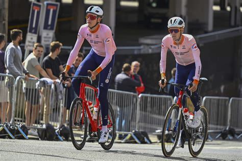 Dylan Van Baarle En Belgen Maken Gehakt Van Wk Parkoers Na Verkenning Veredeld Criterium Voor