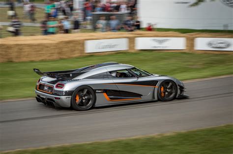How to identify a 1 to 1 function, and use the horizontal line test. Goodwood Gallery - The big Four - Koenigsegg One:1