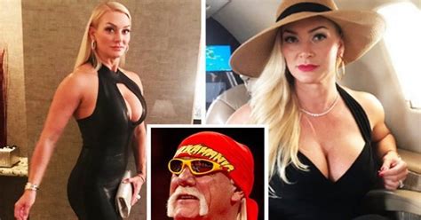 Wwe Legend Hulk Hogan Shows Off Wife 20 Years Younger Than Him Love