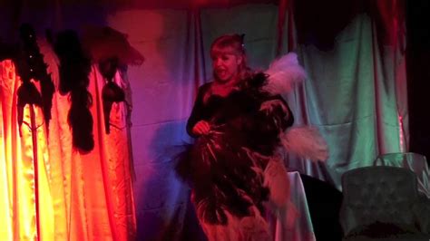 Sandy Beach Im A Mummy Burlesque Comedy Soloshow Youtube