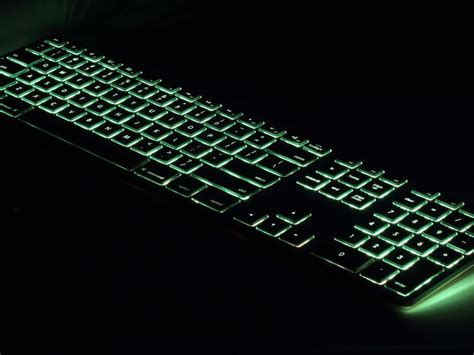 Leuchtende Apple Tastatur Von Matias Mac Life