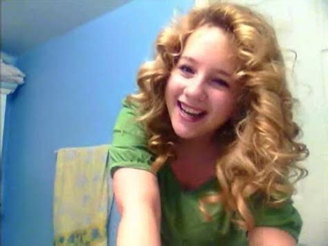 Making headband curls is a great way to achieve bouncy and full curls without doing any damage to your hair or having to buy expensive tools. Secrets to Perfecting the HEADBAND CURLS!!! - YouTube