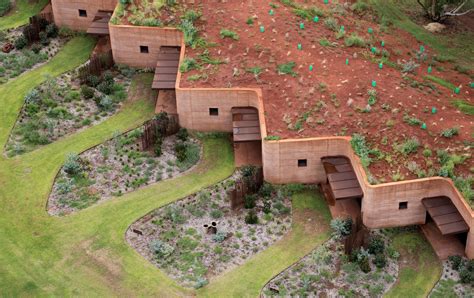 The Great Wall Of Wa Luigi Rosselli Archdaily