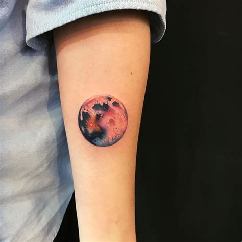 Tattoo ideen tätowierungen tattoo frauen vollmond tattoo kleine tattoos tattoo oberarm frau henna tattoo ideen oberarm tattoo frau. 51 Mond Tattoos Ideen » Tattoosideen.com