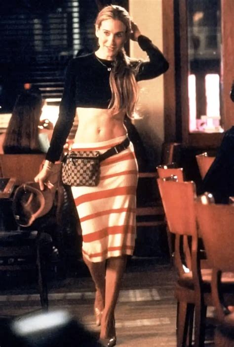 13 Carrie Bradshaw Outfits We Still Love Today