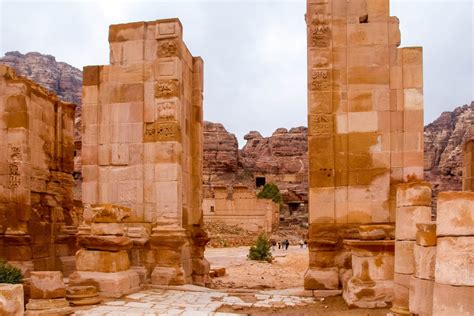 #go to petra #petra wadi musa #petra jordan #petra jordania #petra jordanien #petra indiana jones #treasury petra. BILDER: Petra, Jordanien | Franks Travelbox