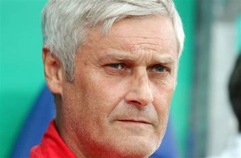 249 tage bis zum anpfiff 19.03.2022 (rahmentermin). Bundesliga-Aufstellung: So spielt der VfB Stuttgart gegen ...