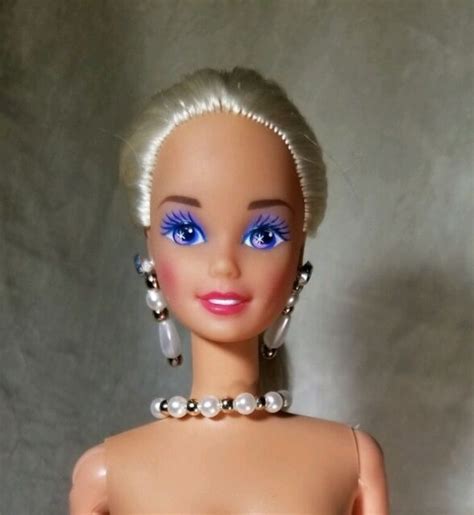 Nude Barbie I Superstar Short Blonde Blue Eyes Winter In New York My XXX Hot Girl