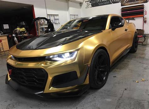 Chevrolet Camaro Zl1 1le Painted In Summit White And Wrapped In Satin