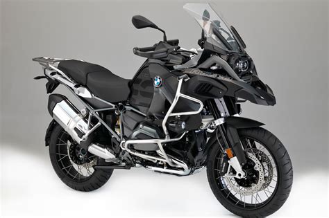 Motorcycle specifications, reviews, roadtest, photos, videos and comments on all motorcycles. Primeras novedades BMW Moto 2017 | Moto1Pro