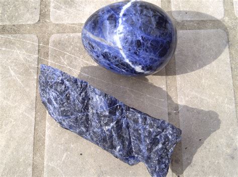 What Is This Distinctive Blue Rock