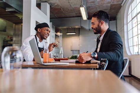 How To Build A Successful Restaurant Employee Engagement Program 7shifts