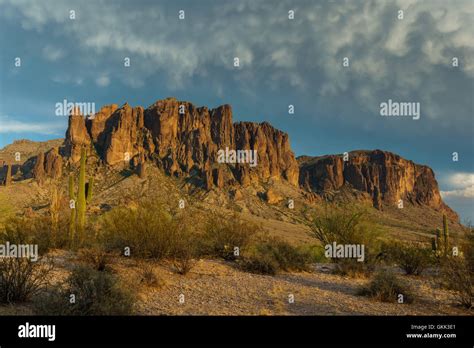 Superstition Mountains Phoenix Arizona Stock Photo Alamy