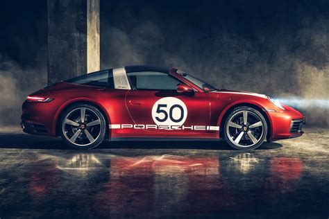 Porsche 911 Targa 4s Heritage Design Edition Debuts As A Modern Collectable