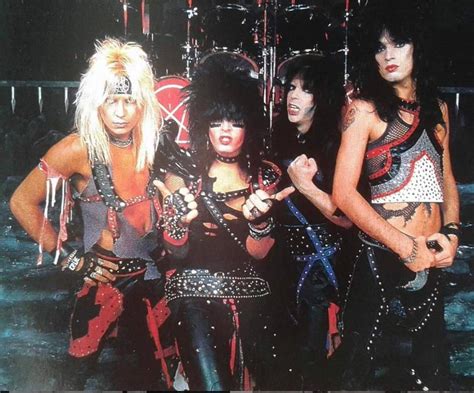 Mötley Crüe — sixxthrose: Motley Crue, 1983