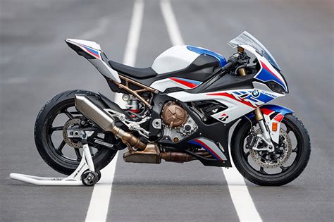 Bmw s1000rr is a race oriented sport bike initially made by bmw motorrad to compete in the 2009 superbike world championship, that is now in commercial production. BMW S 1000 RR 2020 → Consumo, Preço e FOTOS