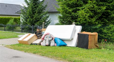 Sie können ihren sperrmüll gegen gebühr von zu hause abholen lassen oder ohne weitere kosten selbst abgeben. Matratze Entsorgen Wertstoffhof Kosten - die beste matratze