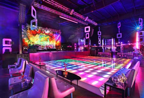10 Perfect Disco Party Ideas For Adults 2022