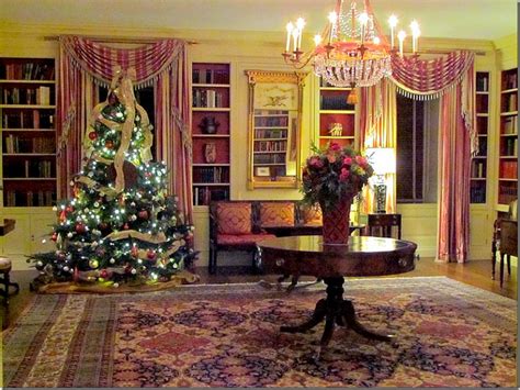 White House Library At Christmas White House Christmas Christmas