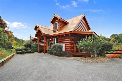 Great cabin in the smokies. 5 Reasons Why Our Cabin Rentals in the Smokies are Better ...