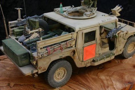 Special operations command, (us)socom program, initially modifying humvees into several variants for use by the united states special operations forces (sof). HMMWV/GMV Dumvee