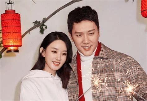 Còn nhớ trước đây, khi triệu lệ dĩnh và phùng thiệu phong chụp hình tình nhân làm đại diện thương hiệu cho nhãn hàng h&m, khi poster được đăng tải, rất nhiều fan hâm mộ của triệu lệ. Phùng Thiệu Phong tiết lộ về tính cách Triệu Lệ Dĩnh sau ...