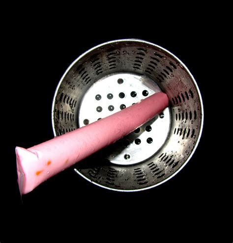 Aiskrim malaysia, menggamit memori zaman dulu! DELIAH'S DELI: NOSTALGIA : AIS KRIM MALAYSIA...sirap ...