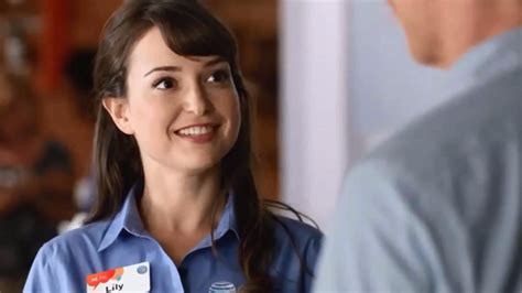 Milana Vayntrub — Lily From Those Atandt Ads — Has A Message For Syrian