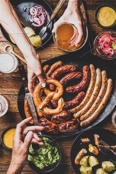 This fall party highlights the best of germany's traditional oktoberfest with a distinct german flair each month our friends take turns hosting a themed dinner celebration and an oktoberfest party. Oktoberfest party dinner table with | Octoberfest food ...