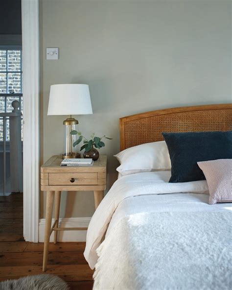 6 Beautiful Green Gray Bedrooms You Can Re Create Today Hey