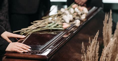 The Benefits Of Having A Small Funeral Dillamore Funeral Service