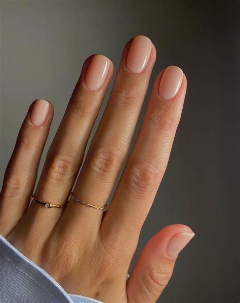 Here Are The 15 Best Minimalist Nail Trends To Copy In 2023 In 2023