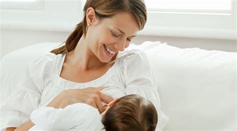 حقائق وخرافات يجب أن تعرفها الأم عن الرضاعة الطبيعية موقع 24