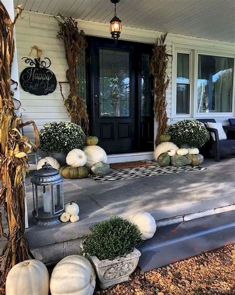 Gorgeous Beautiful Fall Front Porch Decorating Ideas That Will Make Your Home Look Amazing