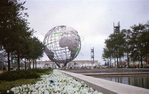 35mm Slide Nywf Unisphere Fountains New York Worlds Fair 1964 World