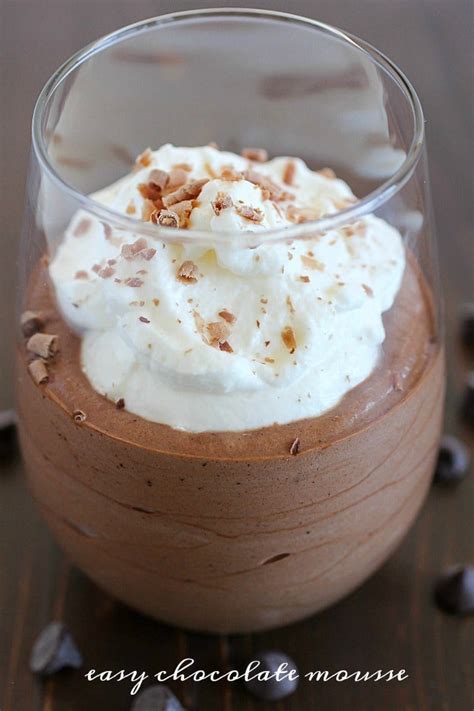 This is an easy vegan pudding dessert recipe that is just as decadent as some of the fancier varieties, and the only equipment you need is a blender. Easy Chocolate Mousse Recipe - Yummy Healthy Easy
