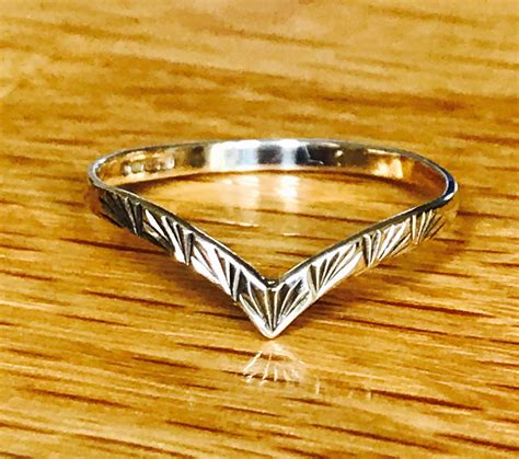 Sale Vintage 9ct Yellow Gold Wishbone Ring Fully Hallmarked