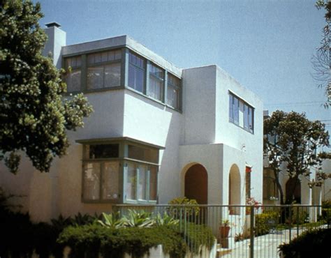 The Missing Modernist Irving Gill And Horatio West Court Claass Haus
